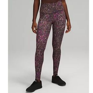 Lululemon Athletica Wunder Train High-Rise Tight 28" Size 8